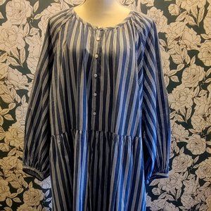 Super Cute Old Navy Maxi Dress!